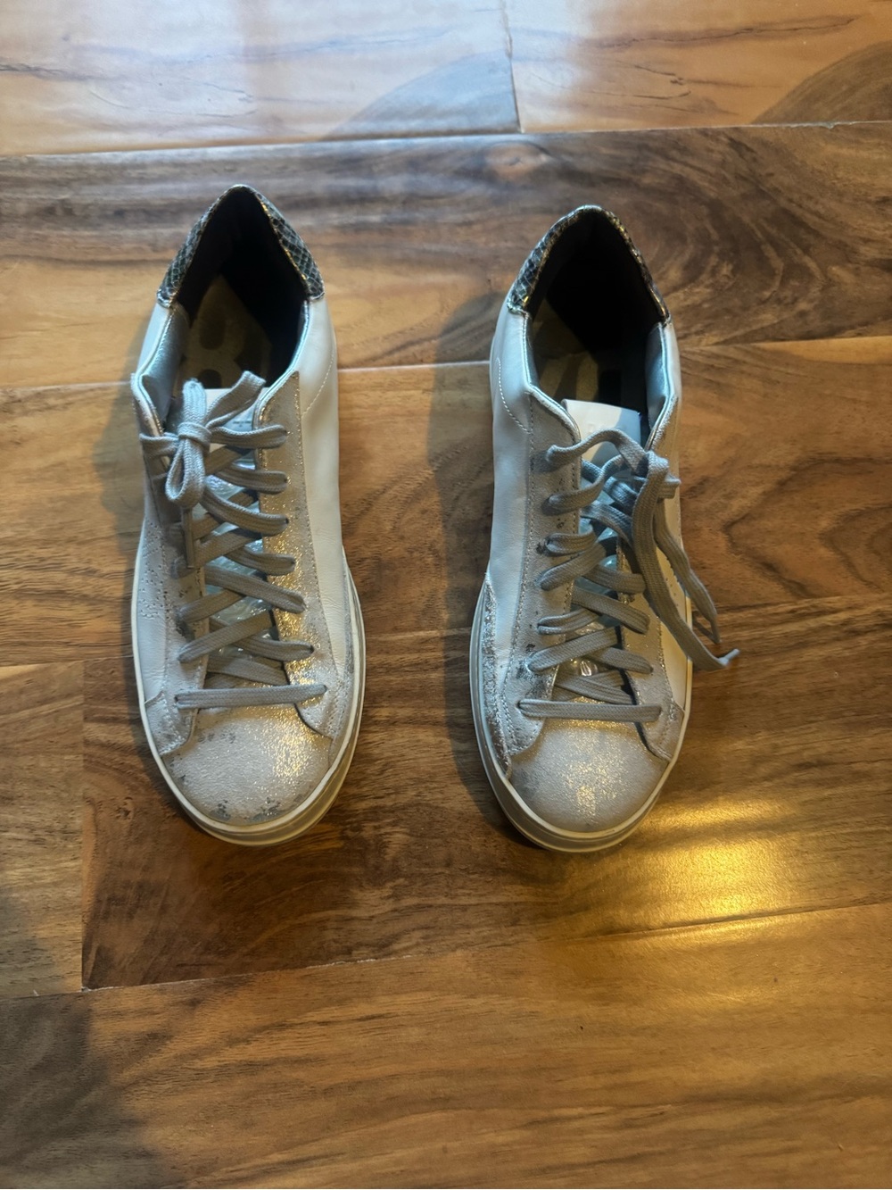 P448 Women's Sneakers in White and Silver
